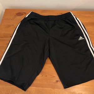 Men’s adidas short
